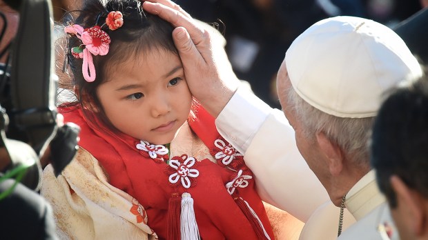 JAPANESE GIRL,POPE FRANCIS