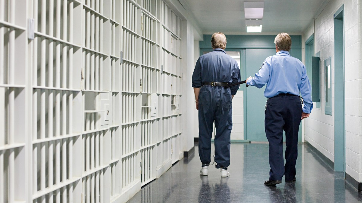 PRISONER GUARD