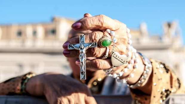 ROSARY HAND