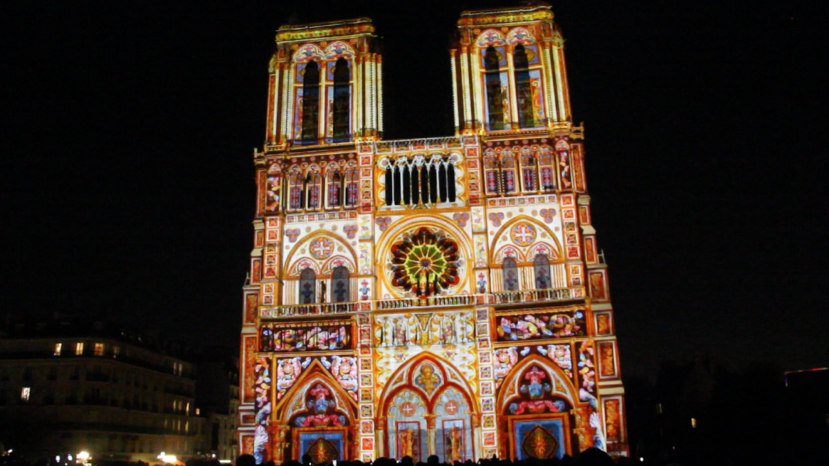Dame de Coeur, Notre-Dame de Paris