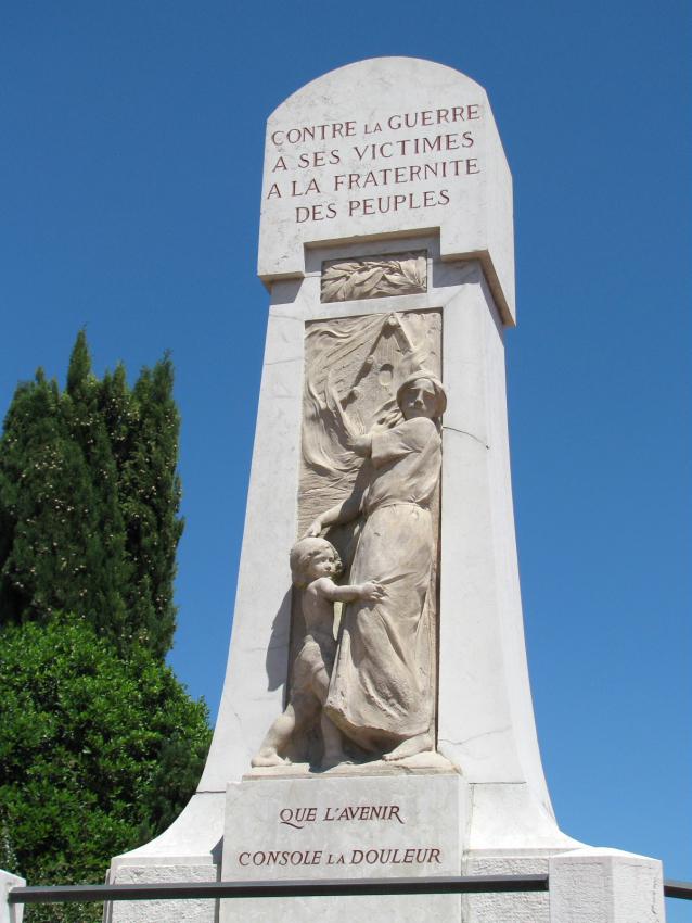 Monument aux morts de Dardilly dans le Rhône