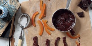 Écorces d’oranges confites au chocolat, à offrir à Noël