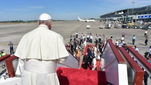 PAPIEŻ FRANCISZEK W BIRMIE