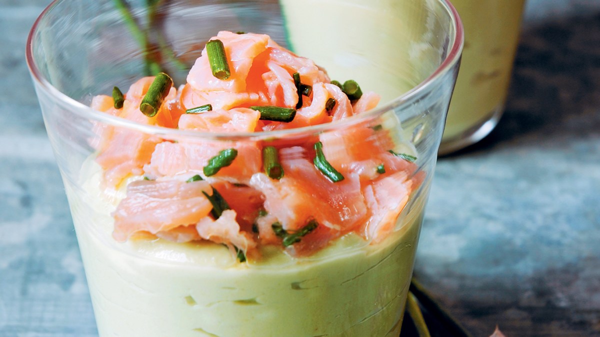 Mousse d'avocat et de saumon fumé