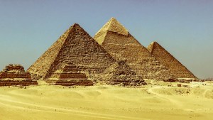 THE GREAT PYRAMIDS OF GIZA