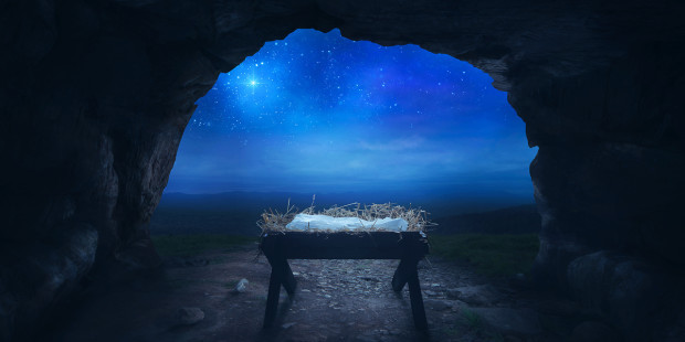 AVENT 2021 Web3-manger-creche-nativity-empty-star-sky-shutterstock1