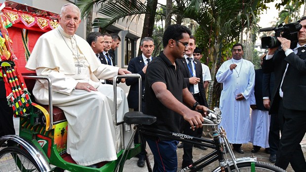 POPE FRANCIS,RICKSHAW