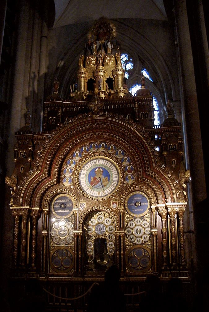 Horloge_astronomique_cathedrale_de_Beauvais_02