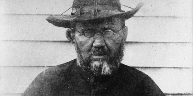 FR DAMIEN MOLOKAI