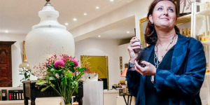 Elle crée un parfum à partir des odeurs de la cathédrale de Rouen