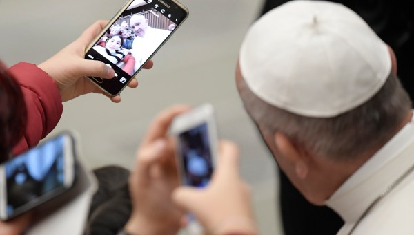 POPE SELFIE