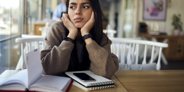 PROCRASTINATING WOMAN