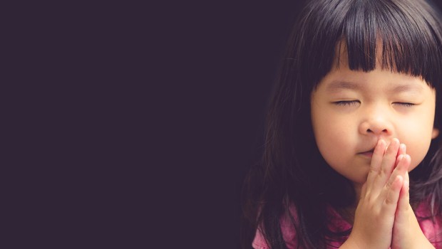 LITTLE GIRL PRAYING