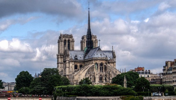 NOTRE DAME