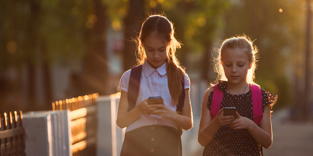 KIDS SMARTPHONE