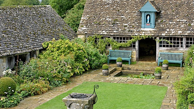 CHURCH GARDEN