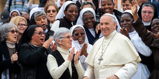 NUNS,POPE FRANCIS