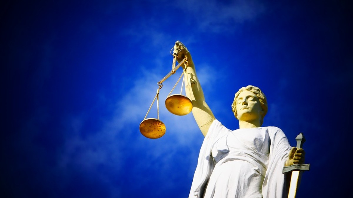 justice-2071539_960_720