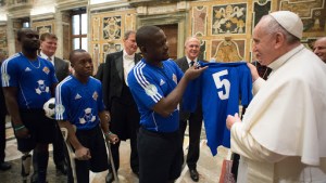 Hatian soccer players meet Pope Francis