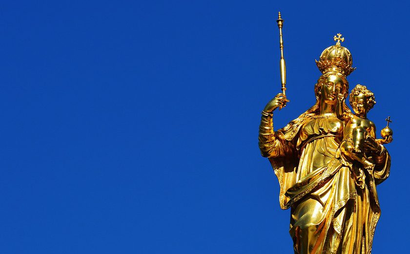 Comment Marie estelle devenue Reine de l’univers