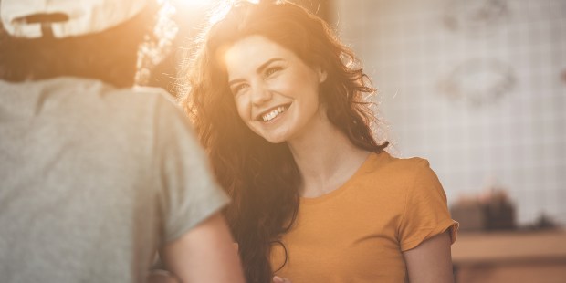 GIRL SMILING WITH BOYFRIEND