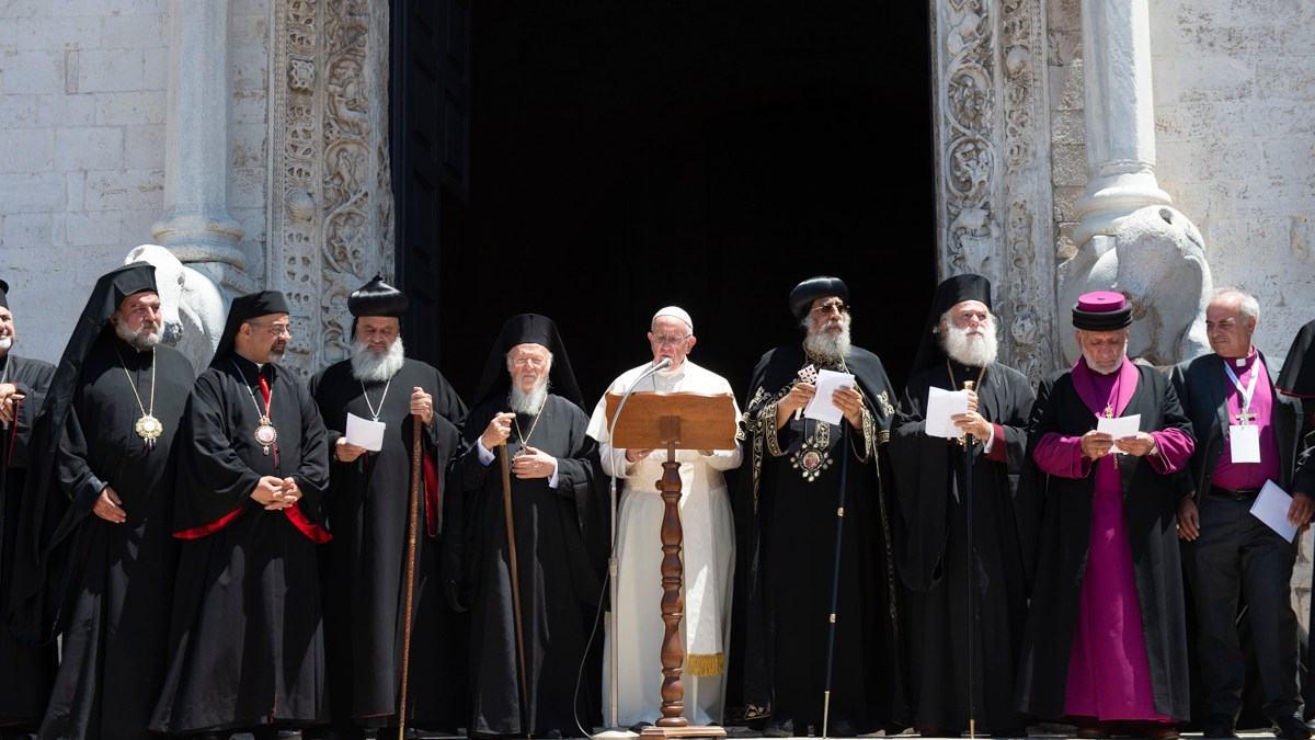 BARI,POPE FRANCIS