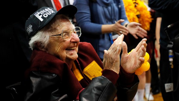 SISTER JEAN SCHMIDT,NCAA,BASKETBALL