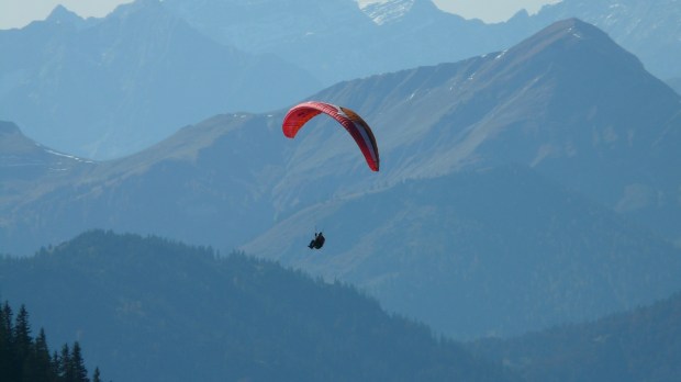 paraglider-4225_1920