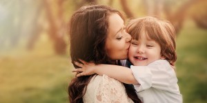 Mère-fils : cinq bénéfices d&rsquo;une relation proche