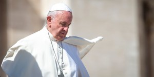 La charge du Pape contre l’avortement et l’ « euthanasie cachée »