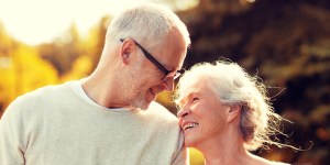 Comment adapter sa vie de couple quand l’un est à la retraite et l’autre travaille encore