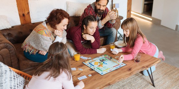 FAMILY GAMES