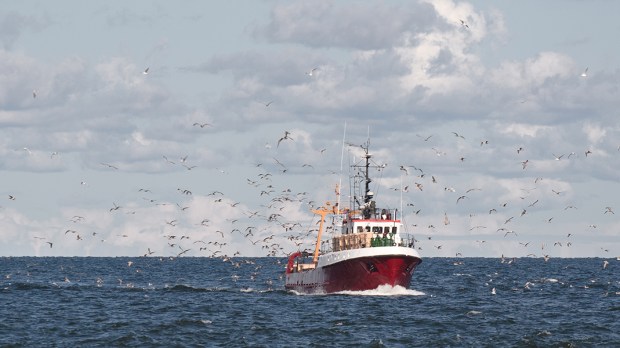 FISHING BOAT