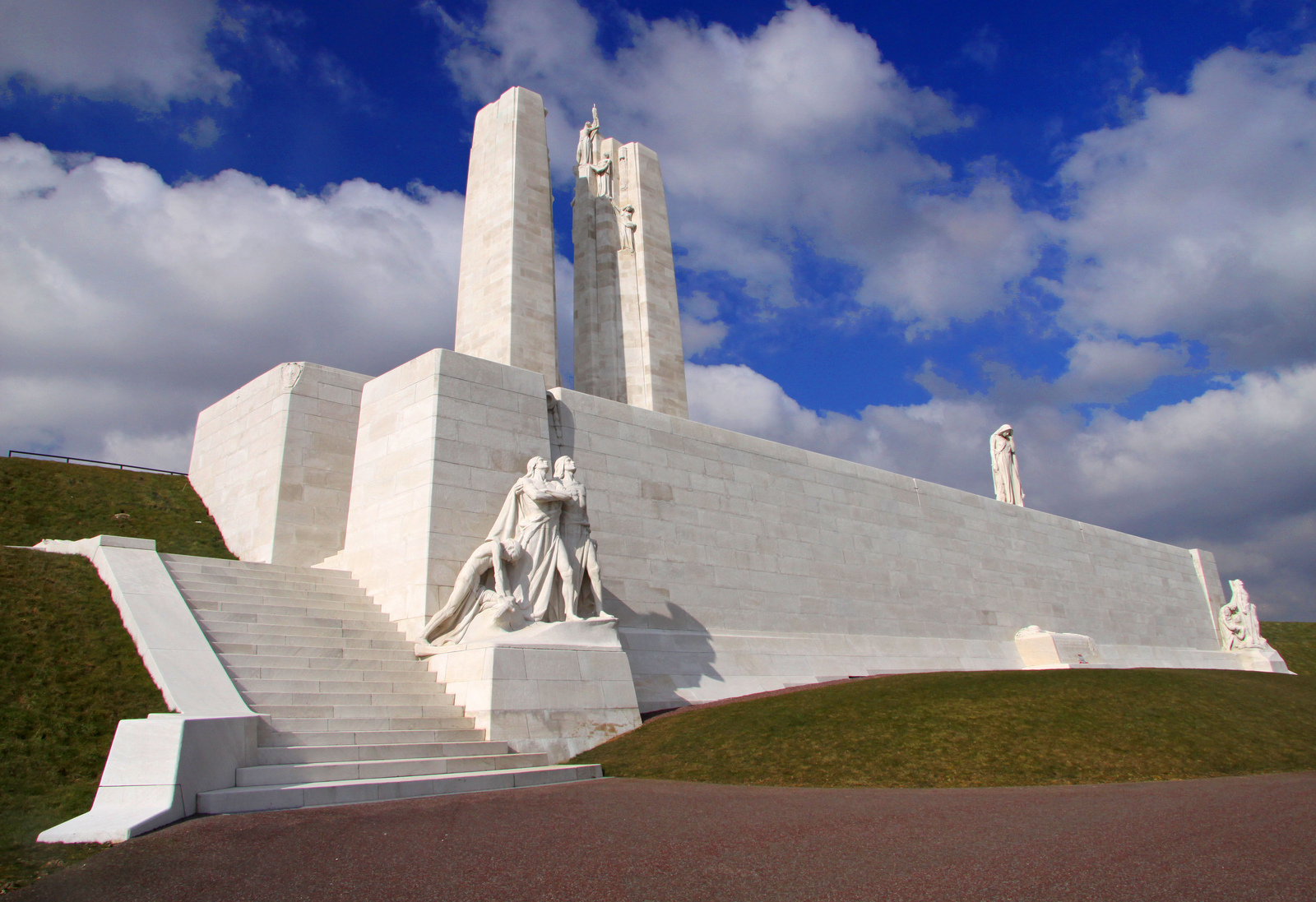 Sakekan Memorial