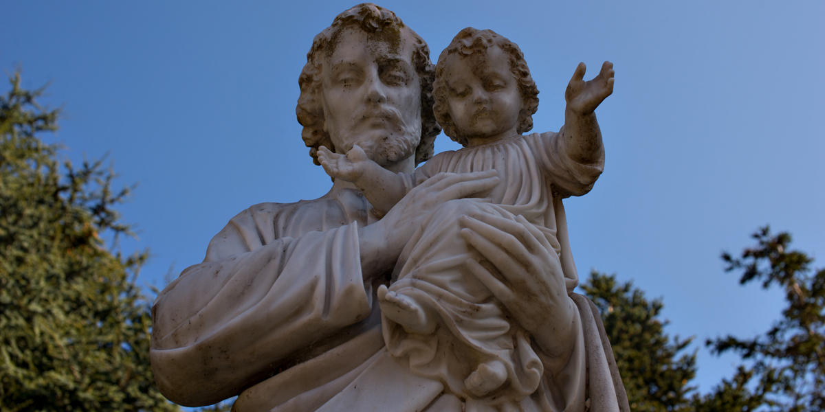 Le Pape décrète une année spéciale dédiée à saint Joseph Web3-saint-st-joseph-statue-baby-infant-child-jesus-blue-sky-shutterstock
