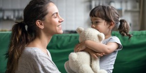 Le Haut Conseil de la famille préconise une nouvelle réforme du congé parental