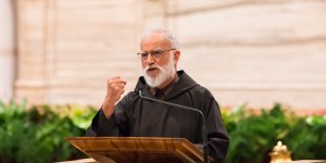 Prédication de l’Avent : l’Église ne se résume pas à &#8220;des scandales&#8221;