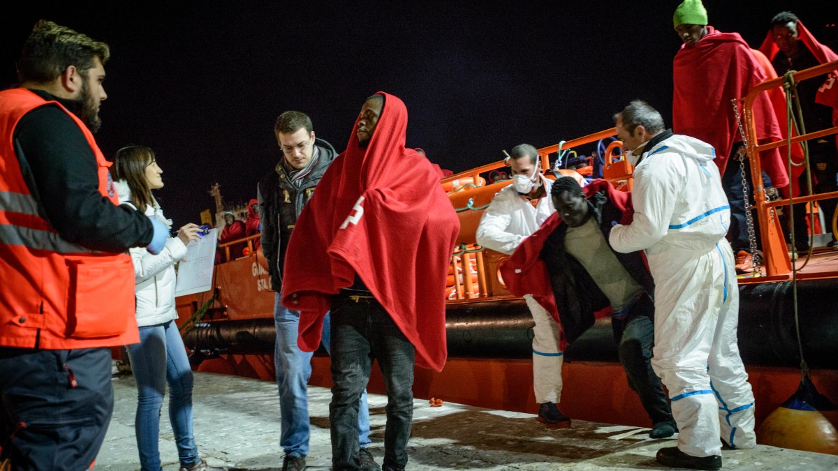 183 Rescued Migrants Disembark At Malaga’s Harbour