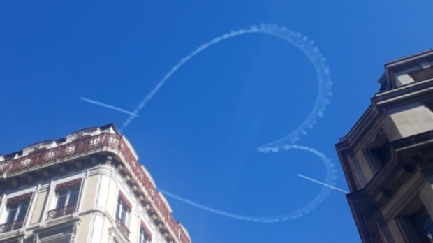 HEART-SKY-LYON-FRANCE