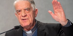 Federico Lombardi, le prêtre qui a servi trois papes