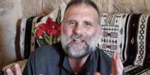 Syrie : est-il raisonnable de croire à la survie du père Dall&rsquo;Oglio ?