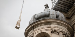 Le dôme du Val-de-Grâce retrouve ses anges sculptés