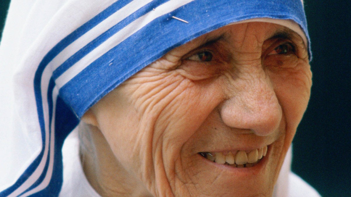 web3-mother-theresa-gettyimages-56315885-e1472841226675.jpg