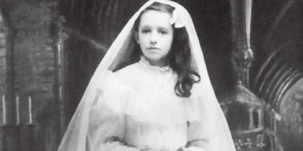 Dina Bélanger, first communion