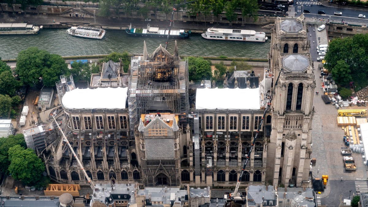 notre-dame-de-paris-lionel-bonaventure-afp.jpg