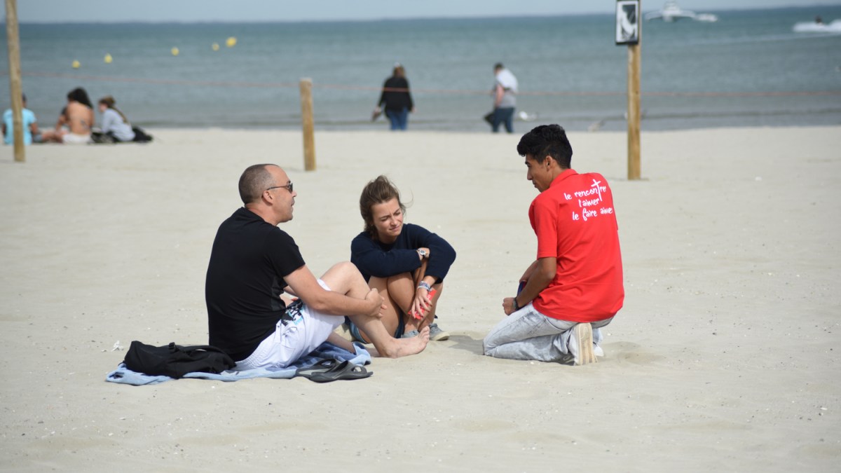 web2-evangelisation-anuncio-plage.jpg
