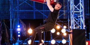 « Ninja Warrior » sur TF1 : un prêtre s&rsquo;est glissé parmi les candidats