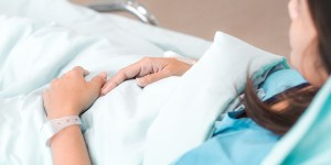 La gouvernement inscrit l’allongement du délai de l’IVG à l’ordre du jour du Sénat