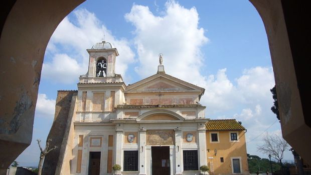 Roma, santuario del Divino Amore, la chiesa antica.