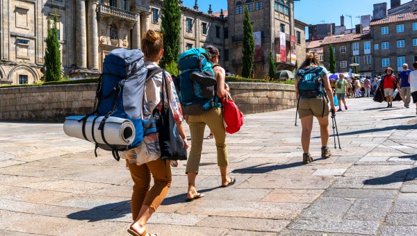 Pèlerins sur les chemins de Saint-Jacques